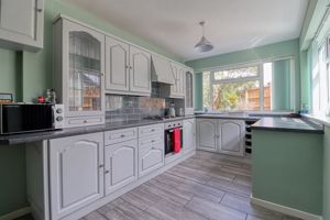 Kitchen- click for photo gallery